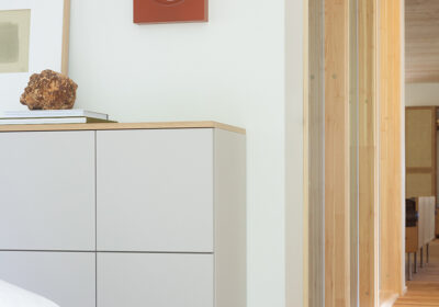 Fuuga senkki, cashmere, iso & pieni ovi, Bend-jalat, kaksiosainen